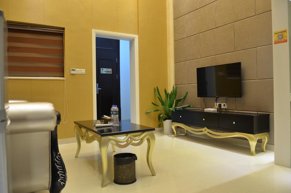 Private Enjoy Home Apartment Foshan Oda fotoğraf